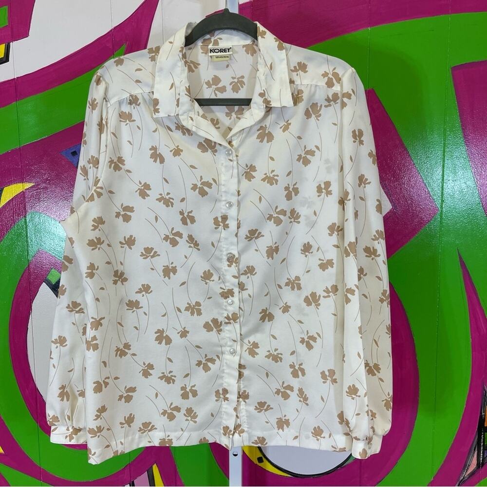 Koret, Vintage Floral Button Down Shirt. Size 18. Made in the USA.